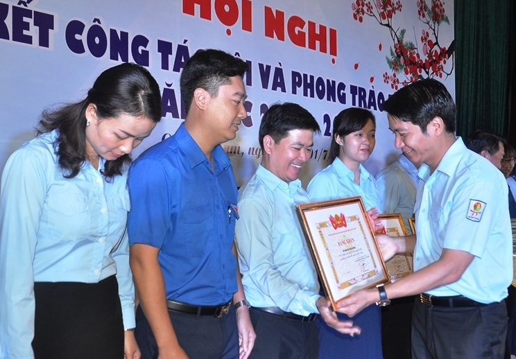 Hội đồng Đội Trung ương khen thưởng 21 đơn vị xuất sắc