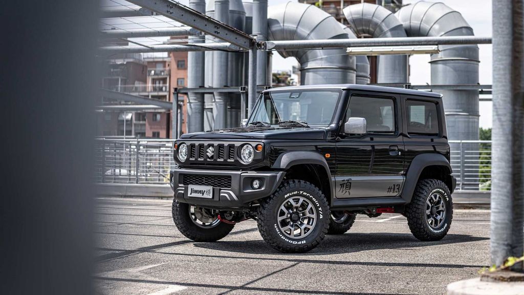 Suzuki bất ngờ trình làng bộ đôi Jimny Gan và Vitara Katana - Thay đổi nhỏ nhưng hiệu quả lớn