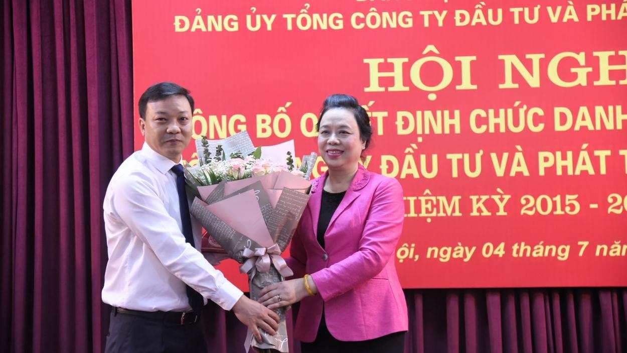 Đồng chí Trương Hải Long giữ chức Bí thư Đảng ủy Tổng Công ty Đầu tư và phát triển nhà Hà Nội