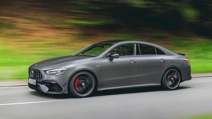 Mercedes-AMG A45 S và CLA 45 S tự hào với 416 mã lực
