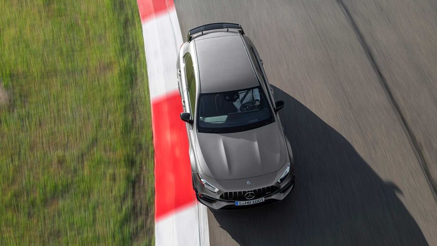 Mercedes-AMG A45 S và CLA 45 S tự hào với 416 mã lực