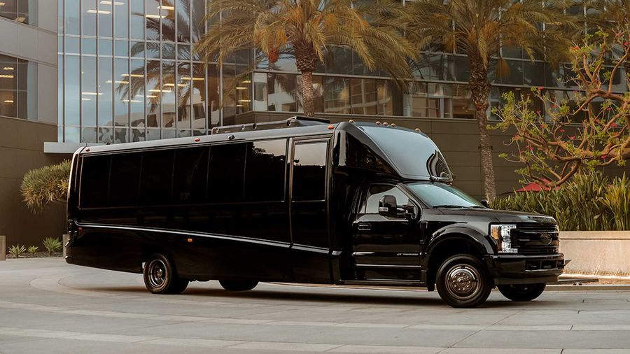 Lexani ra mắt G:77 Sky Master - văn phòng di động giá triệu đô của các CEO