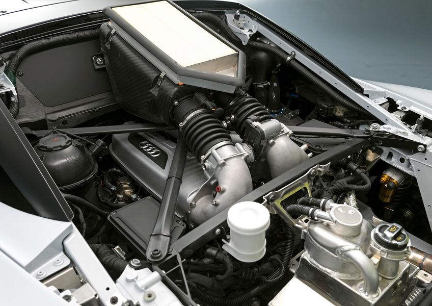 Audi Sport giới thiệu R8 LMS GT2 mới - chiếc xe đua thương mại mạnh nhất của hãng