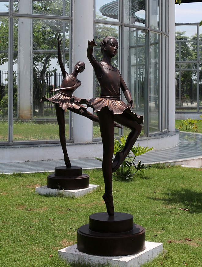 Không gian văn hóa và màu sắc của âm nhạc, nghệ thuật được cách điệu sống động tại đây.