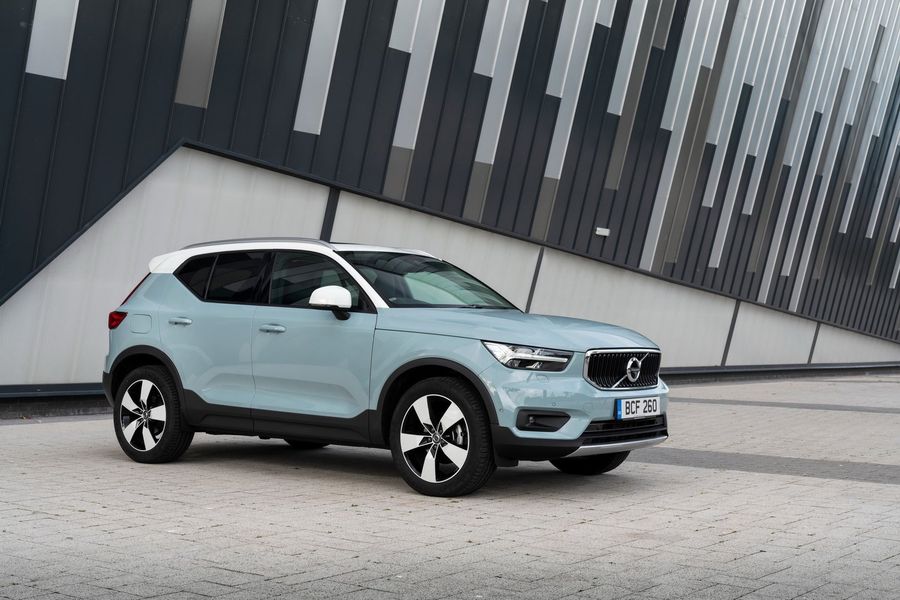 Volvo XC40 2020 được cập nhật hệ truyền động, hộp số và cả bảng màu