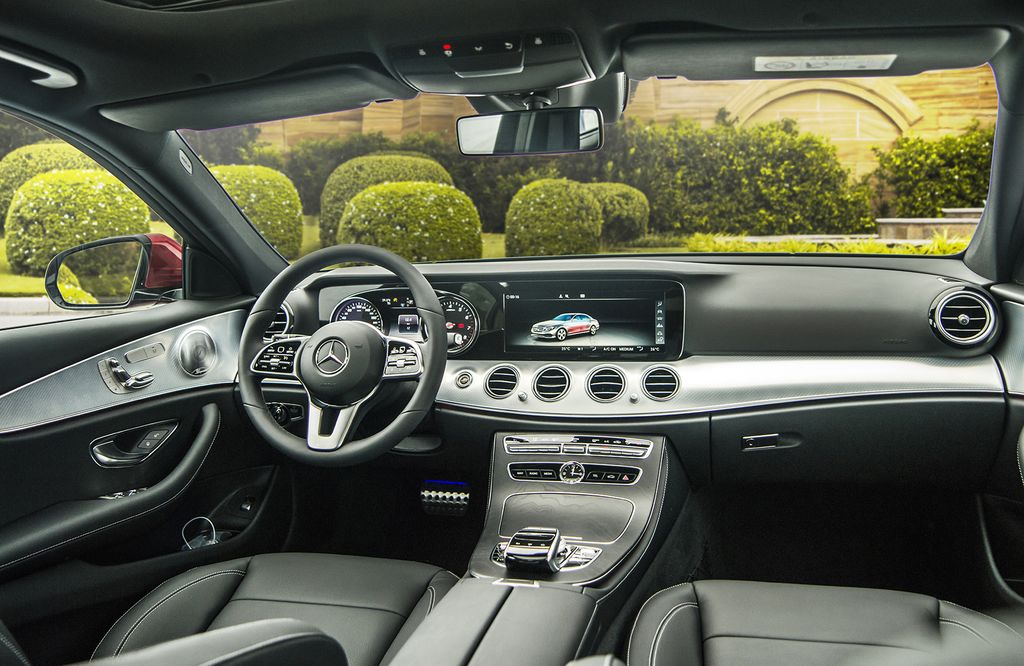 Chi tiết Mercedes-Benz E200 Sport 2019 vừa ra mắt tại Việt Nam, giá 2,317 tỷ VNĐ