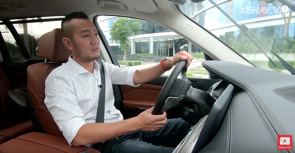 [VIDEO] BMW X7 chính hãng giá 7,5 tỷ đồng có gì hot?