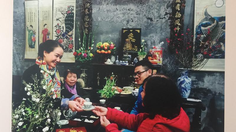 Khai mạc triển lãm ảnh “Vì một Hà Nội thanh lịch, văn minh”