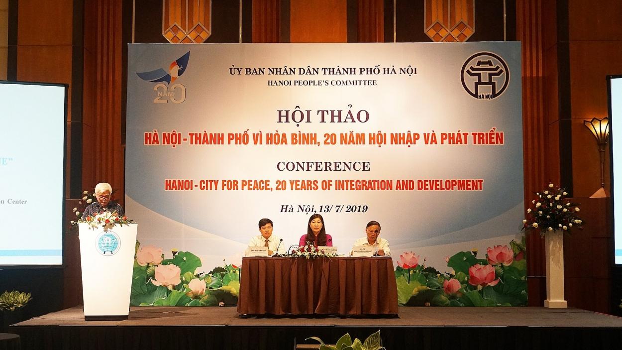 Hội thảo “Hà Nội - Thành phố vì hòa bình, 20 năm hội nhập và phát triển”