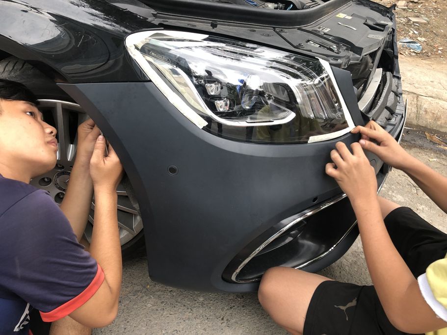 Mọi khâu lắp đặt đều phải rất chính xác và tỉ mỉ