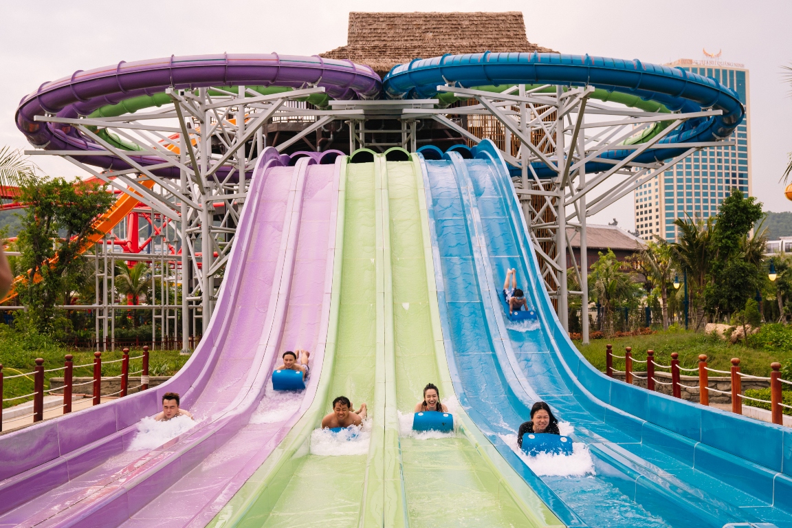 Typhoon Water Park là điểm đến giải nhiệt mùa hè ấn tượng