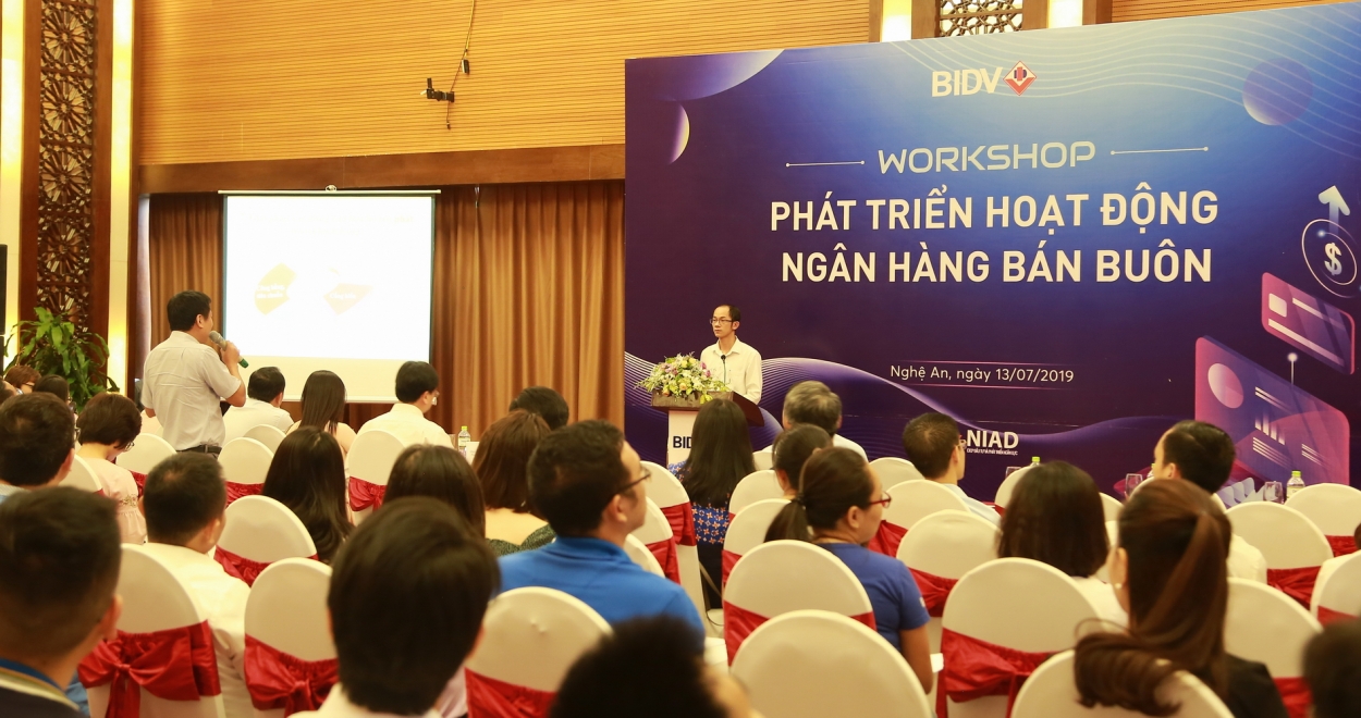 Tại các workshop, tác giả sáng kiến và đại biểu tham dự đã có những trao đổi nhằm giúp các ý tưởng, sáng kiến trở nên hoàn thiện hơn