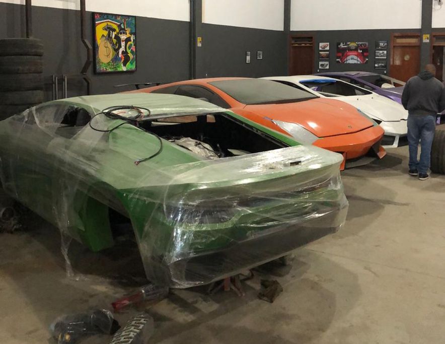 Số lượng lớn Lamborghini  