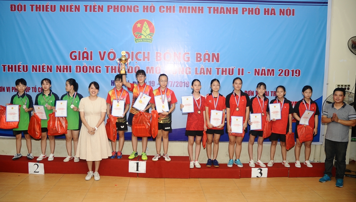 Các vận động viên, đội thi đấu xuất sắc được vinh danh tại lễ trao giải