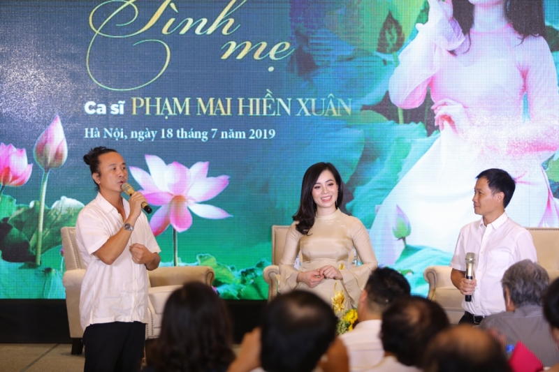 Thạc sĩ thanh nhạc Phạm Mai Hiền Xuân trình làng album đầu tay về tình mẹ