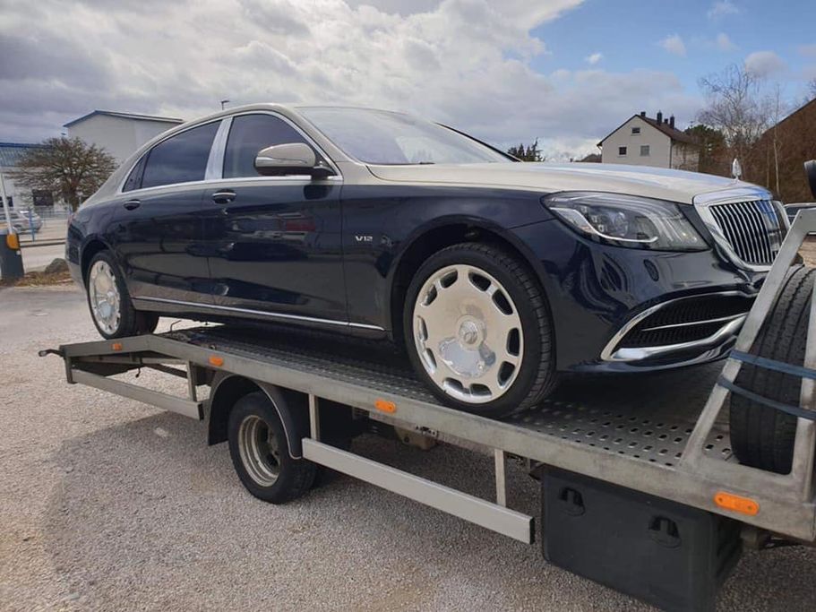 Hàng hiếm Mercedes-Maybach S650 2019 ngoại thất 2 tông màu chuẩn bị về Việt Nam