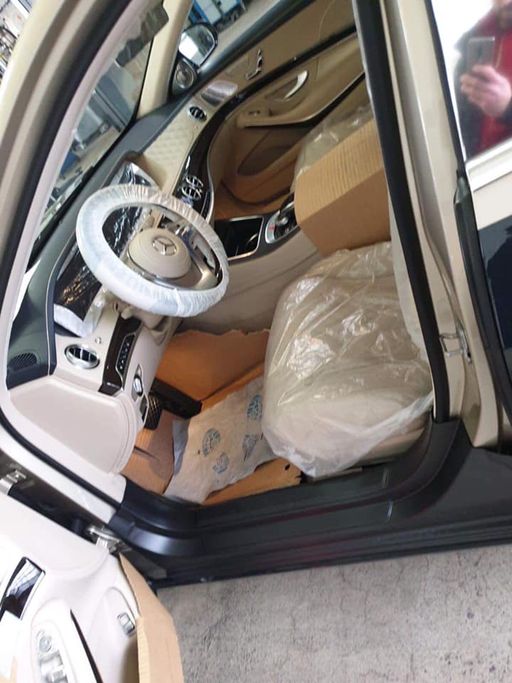 Hàng hiếm Mercedes-Maybach S650 2019 ngoại thất 2 tông màu chuẩn bị về Việt Nam