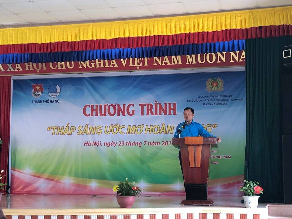 Đồng chí Trần Phúc Lộc, Phó Chủ tịch Hội Liên hiệp Thanh niên Việt Nam, TP. Hà Nội phát biểu tại chương trình