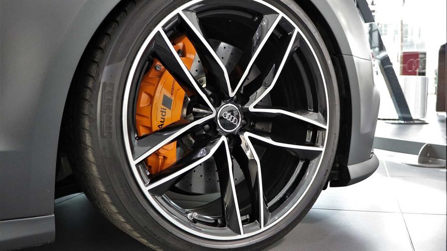 Chiêm ngưỡng Audi RS8 