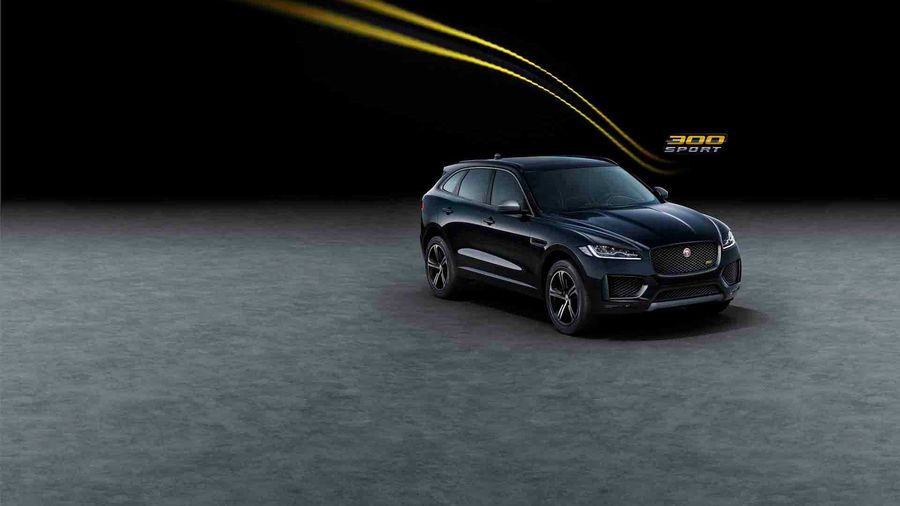 Jaguar F-Pace 2020 nạp thêm thành viên mới là 300 Sport và Checkered Flag Edition