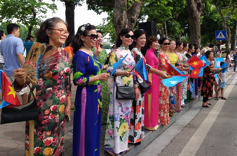 Người Hà Nội đã nâng cao những giá trị văn hóa của mình sau hơn hai năm thực hiện hai Bộ quy tắc ứng xử