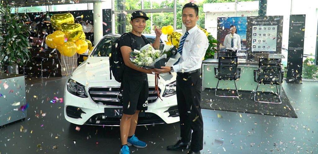 Youtuber Nguyễn Thành Nam tậu xế sang hàng hiếm Mercedes-Benz E350 AMG