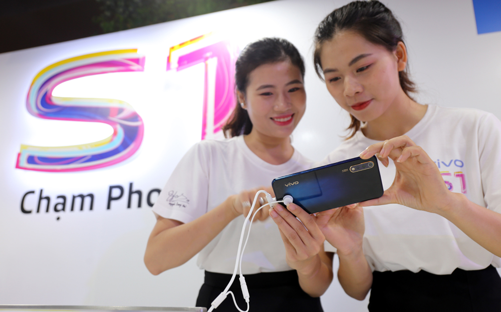 Vivo ra mắt smartphone S1 camera selfie 32 MP, chip 8 nhân kèm pin khủng