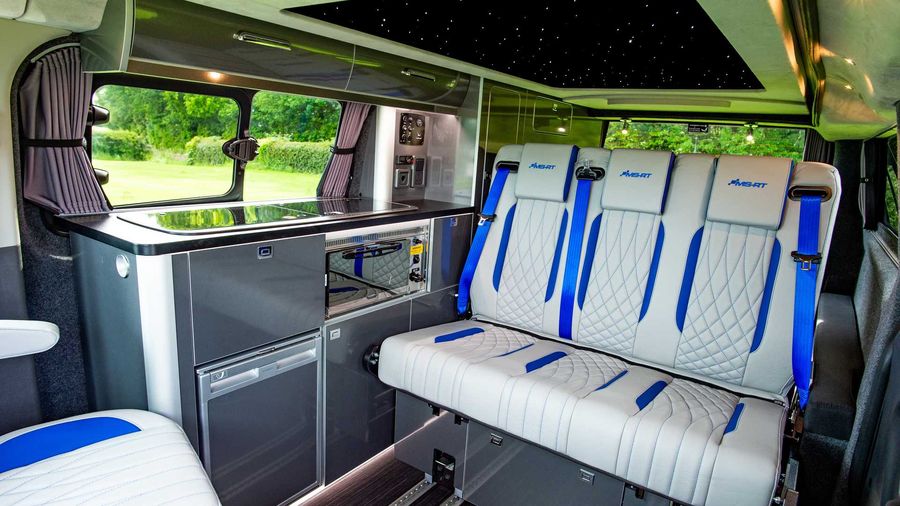 Xe cắm trại từ Ford Transit có giá tới 2,3 tỷ VNĐ