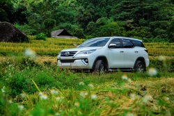 Toyota thực hiện chương trình ưu đãi dành cho khách hàng mua xe Toyota Fortuner trong tháng 7