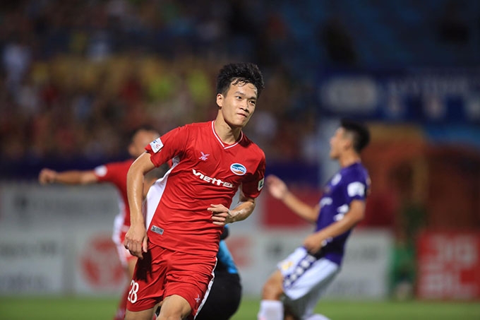 Hoàng Đức là cầu thủ mang về bàn thắng mở tỷ số cho Viettel.