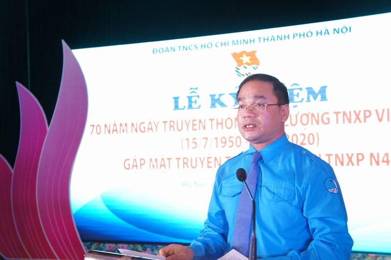 Đồng chí Nguyễn Ngọc Việt, Ủy viên Ban Thường vụ Trung ương Đoàn, Thành ủy viên, Bí thư Thành đoàn phát biểu tại chương trình