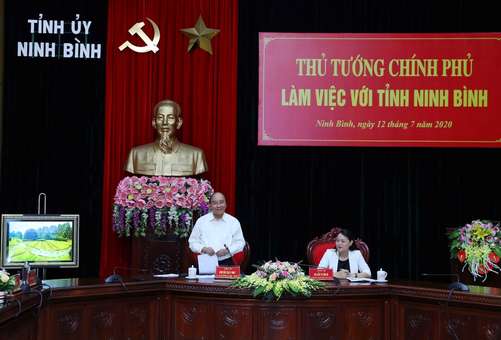Thủ tướng cũng chỉ ra một số thách thức trong phát triển đối với Ninh Bình
