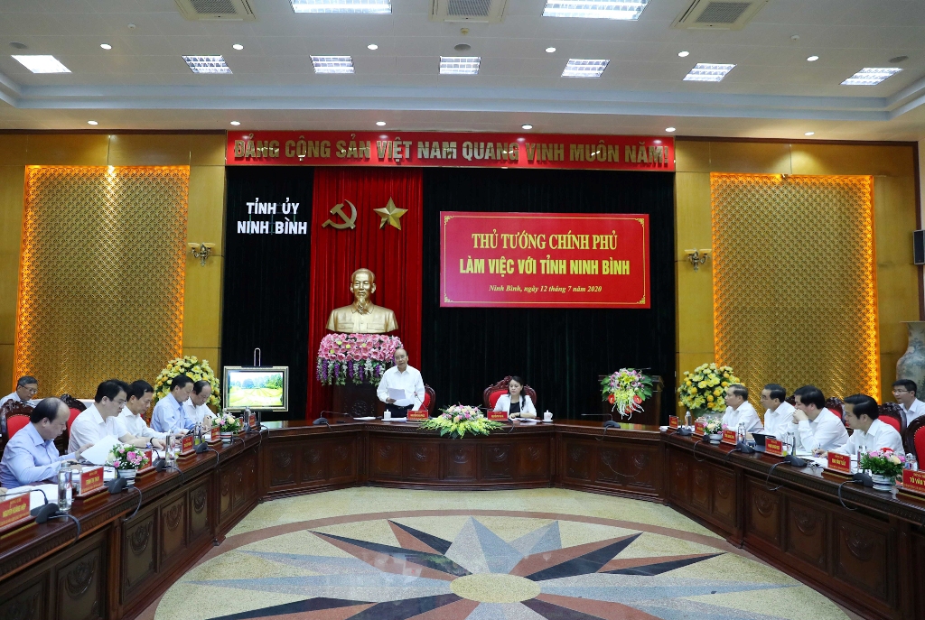Thủ tướng mong muốn Ninh Bình sớm trở thành tỉnh nông thôn mới, tiến tới tỉnh nông thôn mới kiểu mẫu