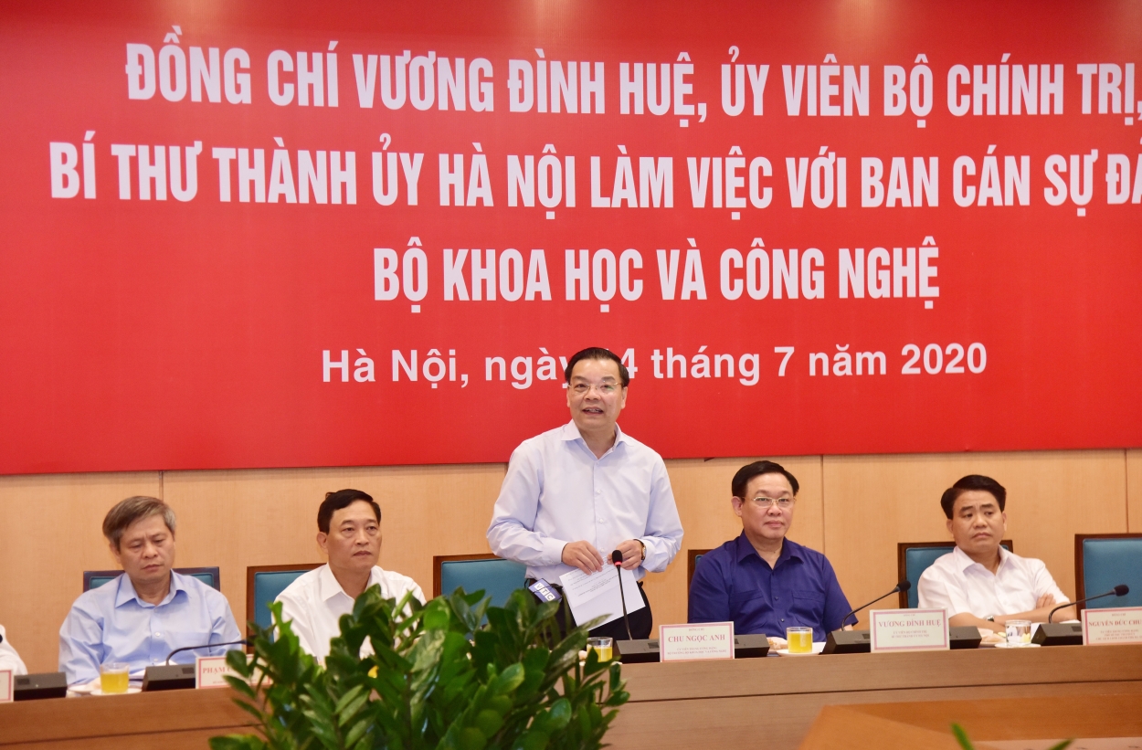 Bộ trưởng Bộ KH&amp;CN Chu Ngọc Anh phát biểu tại buổi làm việc