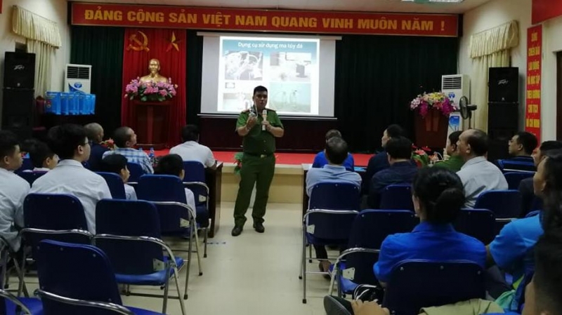 Đoàn viên, thanh niên quận Hoàng Mai được tuyên truyền về phòng chống ma túy và chất hướng thần
