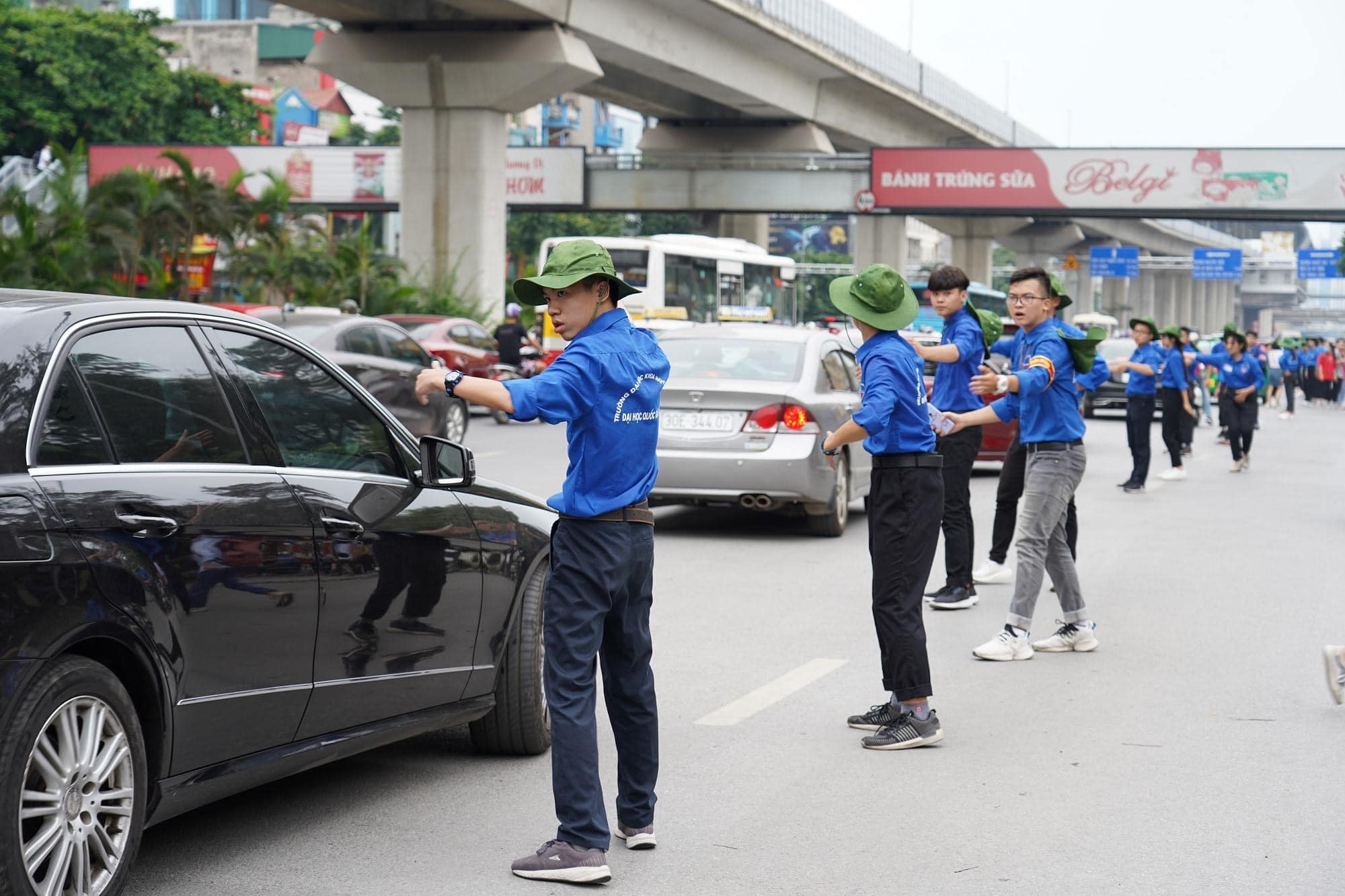 Thanh niên Thủ đô khởi động