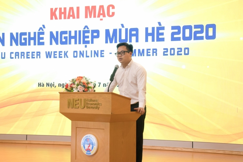 Anh Trần Quang Hưng - Phó Bí thư Thành đoàn Hà Nội đã tới dự và phát biểu tại Lễ Khai mạc Tuần nghề nghiệp mùa hè 2020