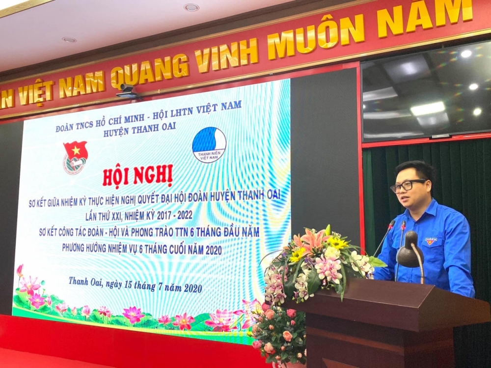 Đồng chí Trần Quang Hưng, Phó Bí thư Thành đoàn phát biểu tại Hội nghị