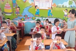 Công ty Sao Thái Dương trao quà “Nụ cười trẻ thơ” tới 300.000 học sinh tại Bắc Giang