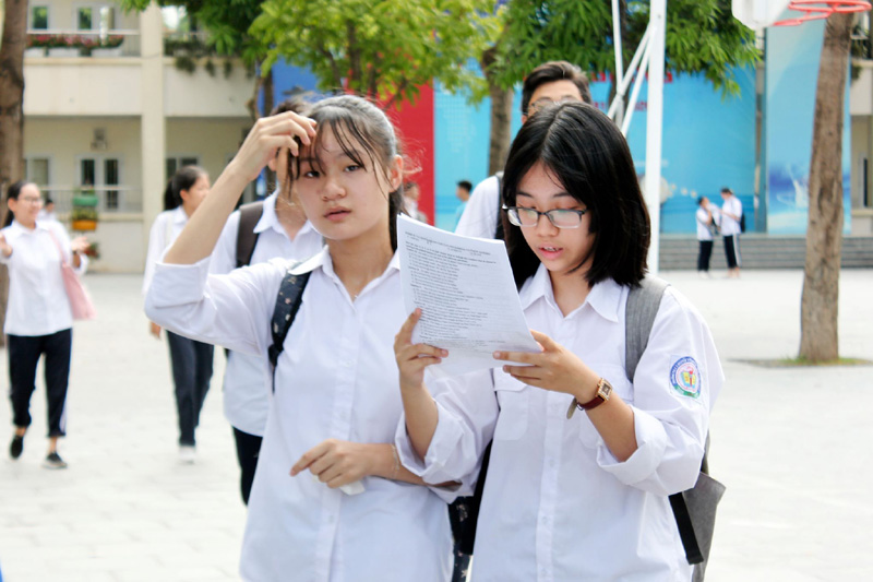 Gợi ý đáp án môn tiếng Anh vào lớp 10 Hà Nội