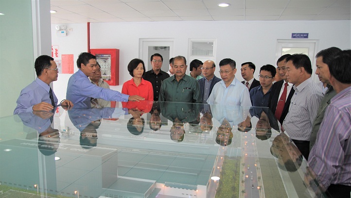Đoàn đại biểu cấp cao Lào thăm và làm việc Nhà máy Sữa Việt Nam Vinamilk