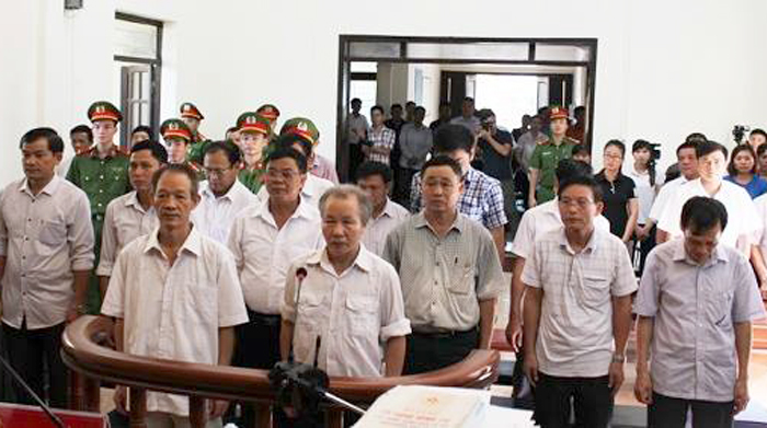 Xét xử 14 cán bộ xã Đồng Tâm: Đề nghị mức án từ 18 tháng đến 8 năm tù
