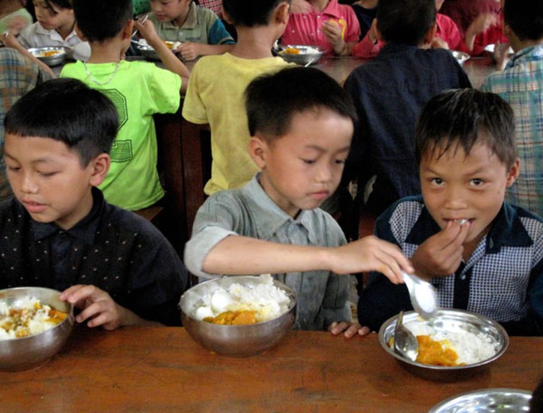 Mastercard và Chương trình Lương thực thế giới công bố cam kết tài trợ 100 triệu bữa ăn cho trẻ em