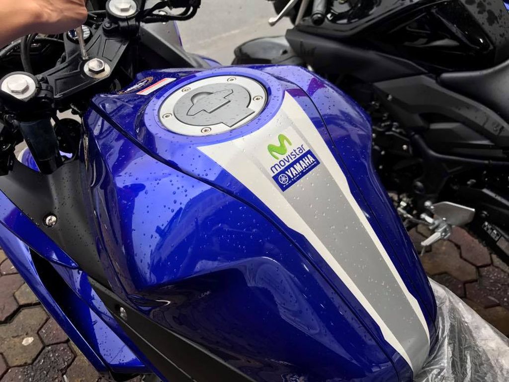 Yamaha R15 2017 Movistar về Việt Nam, giá hơn 110 triệu đồng