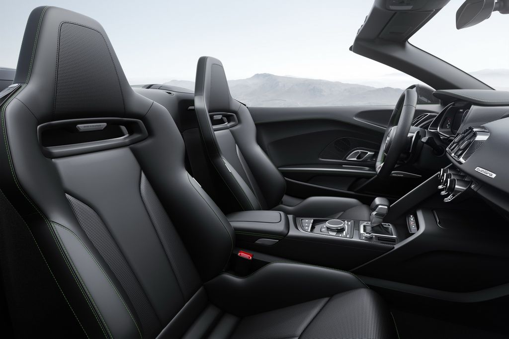 Chưa đầy 24 tiếng nữa Audi R8 V10 Plus Spyder sẽ chính thức trình làng thị trường Mỹ