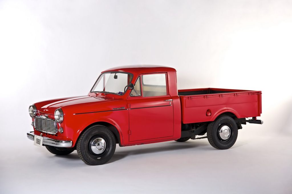 Nissan mang Titan và Titan XD cùng một chiếc Datsun 1960 tới Triển lãm xe bán tải