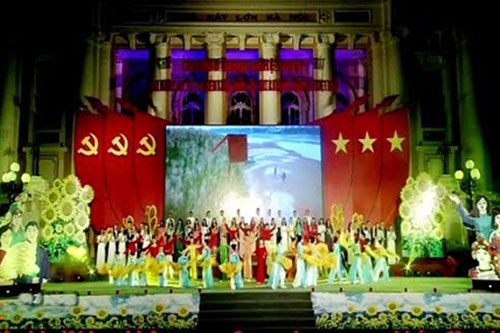 Hà Nội tổ chức nhiều hoạt động văn hóa kỷ niệm các ngày lễ lớn