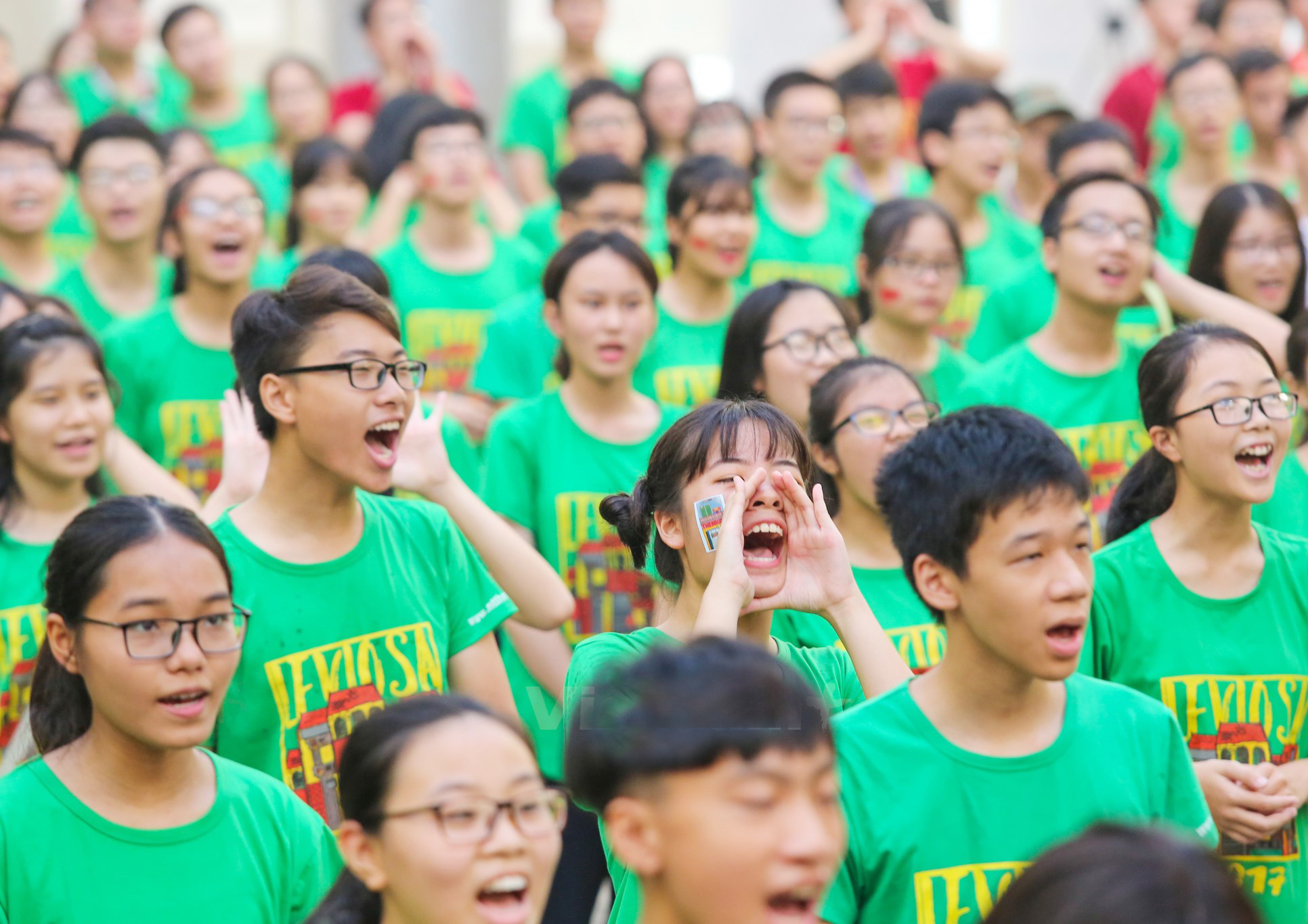 Học sinh mới ngất ngây với màn chào đón ở THPT Nguyễn Tất Thành