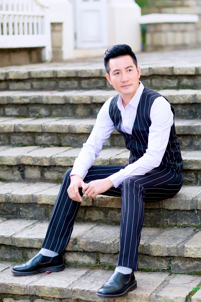 Nguyễn Phi Hùng tỏ tình nồng nàn, tha thiết trong 
