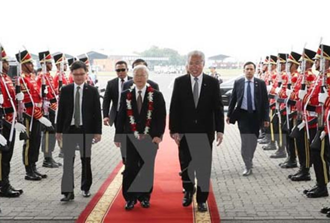 Tổng Bí thư Nguyễn Phú Trọng bắt đầu thăm chính thức Indonesia